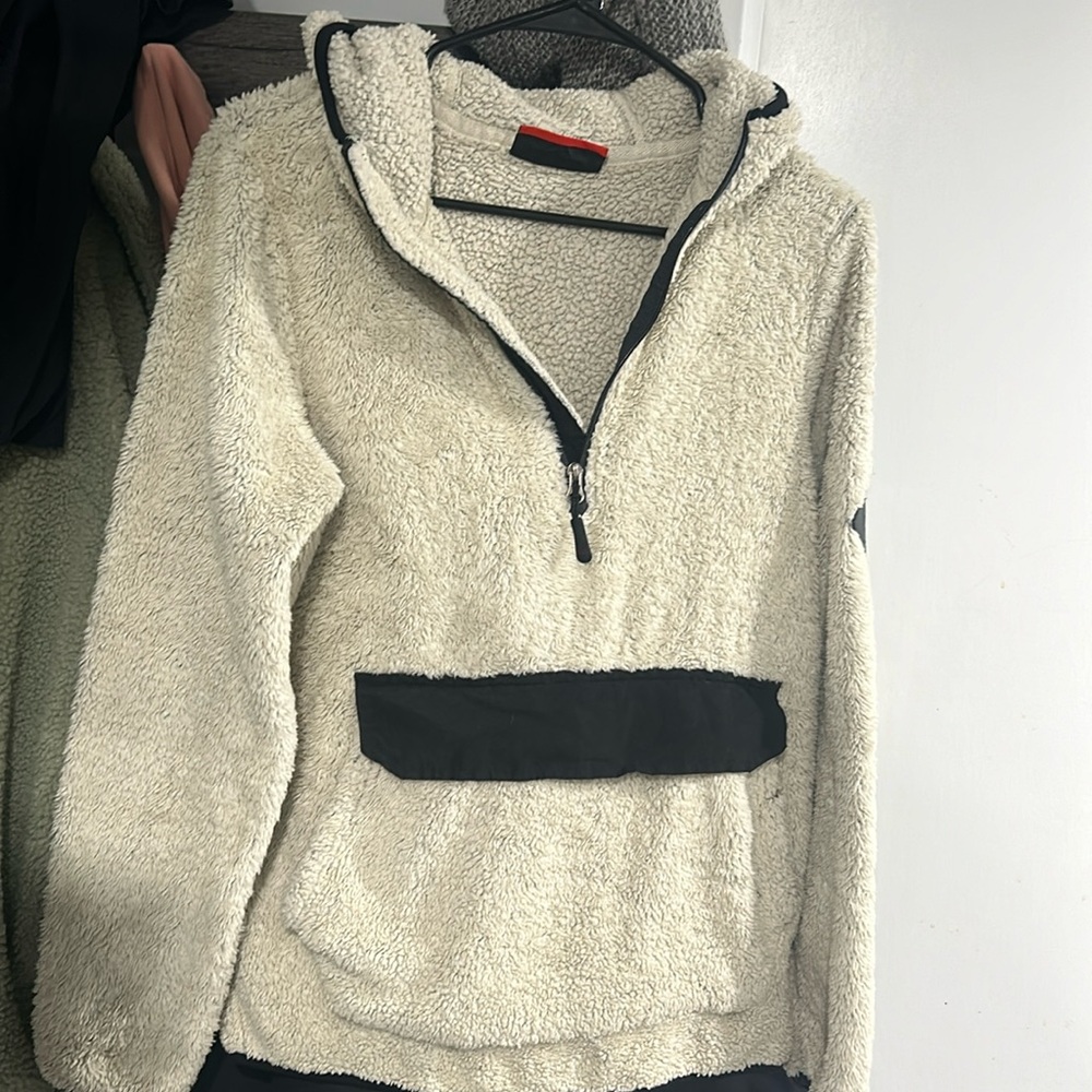 🚨PART OF 4 for 20🚨 Misty mountain fleece hoodie oatmeal